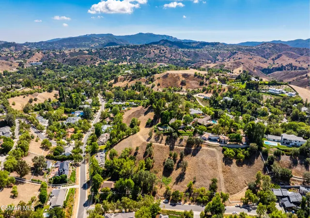 Homes for sale in Hidden Hills, CA | 24910 John Fremont Rd, Hidden Hills, CA 91302 | MLS# 225004628