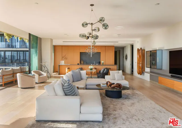 4th image of 9040 W Sunset Blvd #905, West Hollywood, CA 90069 | MLS# 25590657