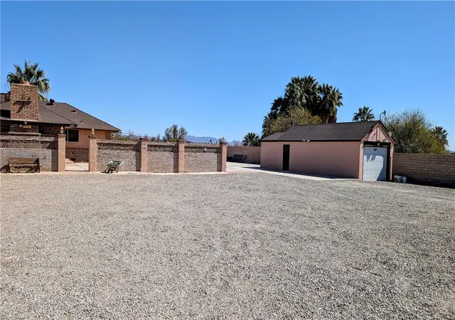 4th image of 184 Clark Way, Palo Verde, CA 92266 | MLS# OC25215334