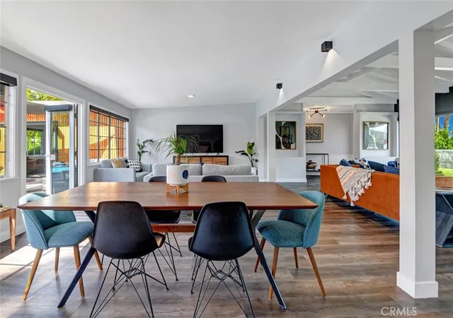 5th image of 1645 S Sunrise Way, Palm Springs, CA 92264 | MLS# SR25214540