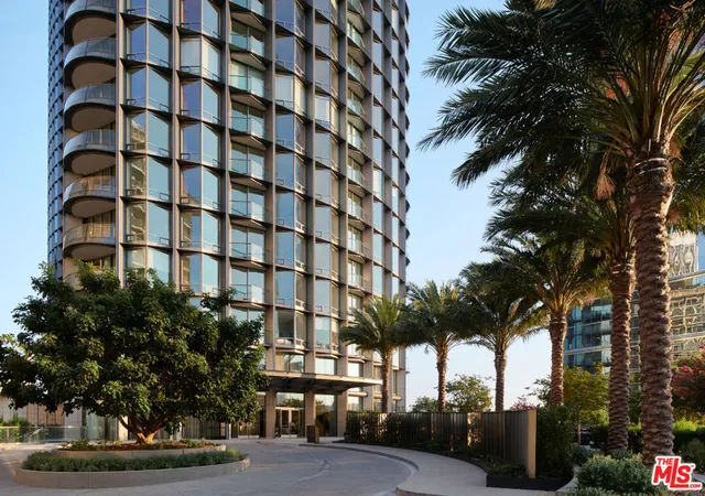 1st image of 211 W Elm Ct #29A, Los Angeles, CA 90067 | MLS# 25591123