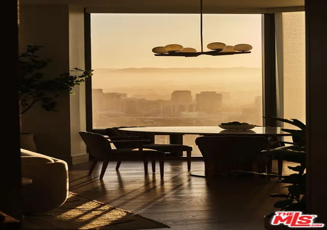 5th image of 211 W Elm Ct #29A, Los Angeles, CA 90067 | MLS# 25591123