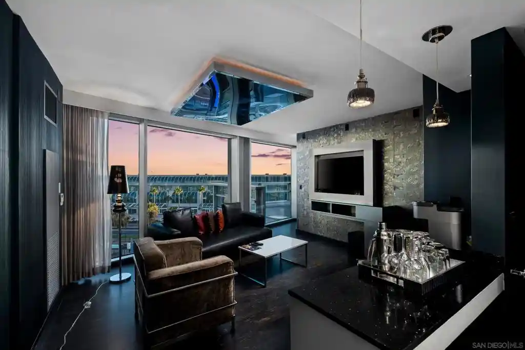Listing Photo 1 - Condo for sale in 207 5Th Ave located at 207 5Th Ave, San Diego, CA 92101 - Unit #702