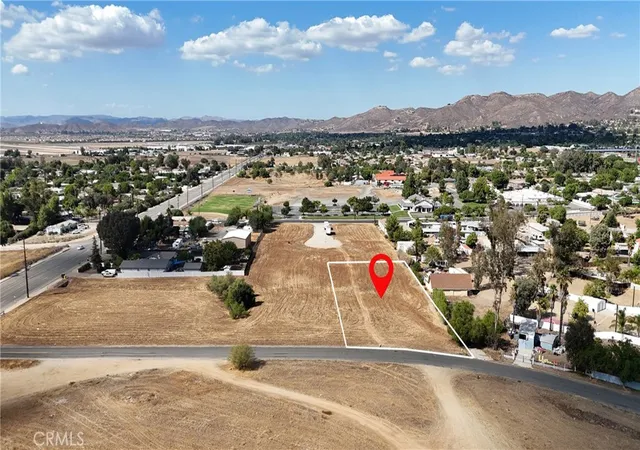 1st image of 20520 Como St, Wildomar, CA 92595 | MLS# OC25215762