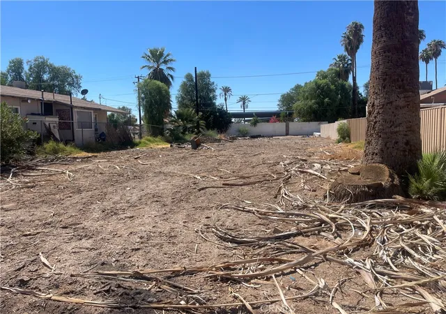 Homes for sale in Blythe, CA | 171 S Broadway, Blythe, CA 92225 | MLS# IV25215410