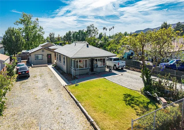 Homes for sale in Jurupa Valley, CA | 6916 36th St, Jurupa Valley, CA 92509 | MLS# IV25216048