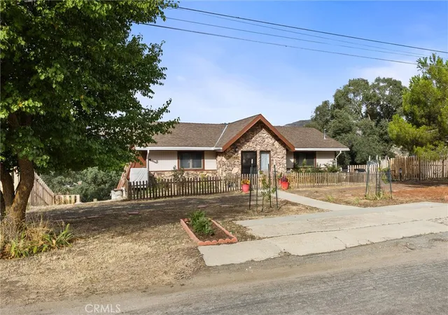 Homes for sale in Tehachapi, CA | 22801 Fran Dr, Tehachapi, CA 93561 | MLS# AR25216112