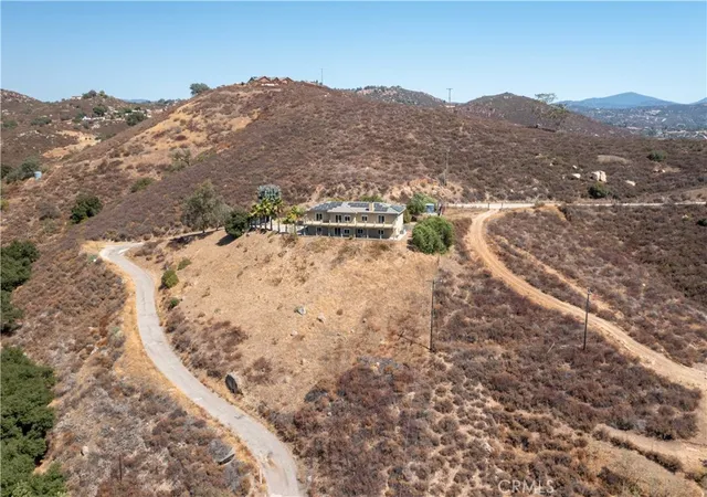 2nd image of 19075 Caesar Dr, Ramona, CA 92065 | MLS# PW25216283