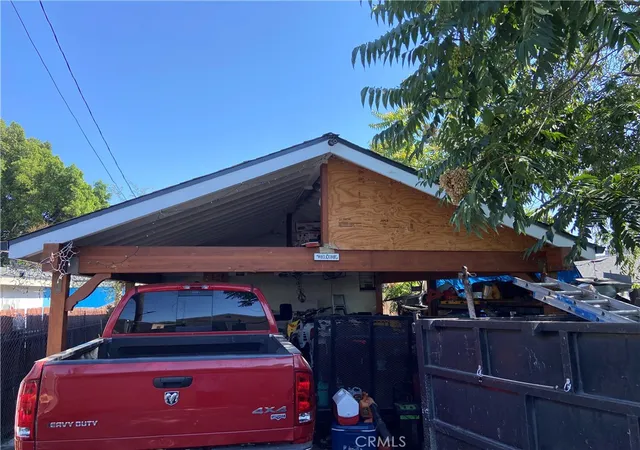 15th image of 13059 Pierce St, Pacoima, CA 91331 | MLS# SR25216418