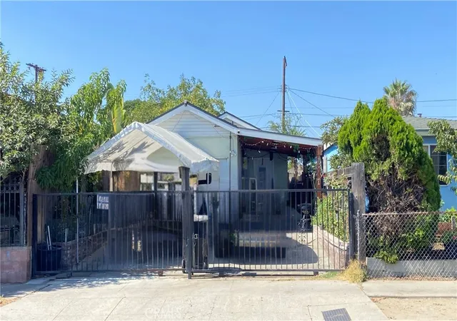1st image of 13059 Pierce St, Pacoima, CA 91331 | MLS# SR25216418