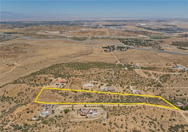 3rd image of 0 W Lago Lindo Rd, Palmdale, CA 93551 | MLS# GD25200720