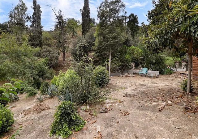 4th image of 430 Wren Dr, Los Angeles, CA 90065 | MLS# PF25215034