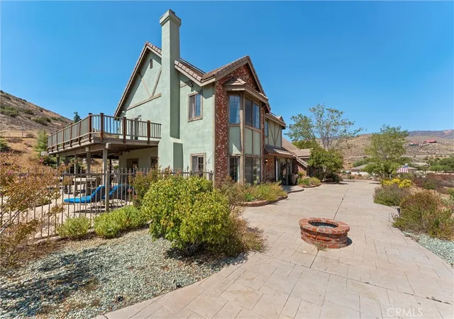 Photo 2 of Single family home for sale at 34625 Red Rover Mine Rd, Acton, CA 93510 | MLS# SR25216859 | Listing updated on 2026-09-10