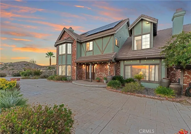 Photo 2 of Single family home for sale at 34625 Red Rover Mine Rd, Acton, CA 93510 | MLS# SR25216859 | Listing updated on 2026-09-10