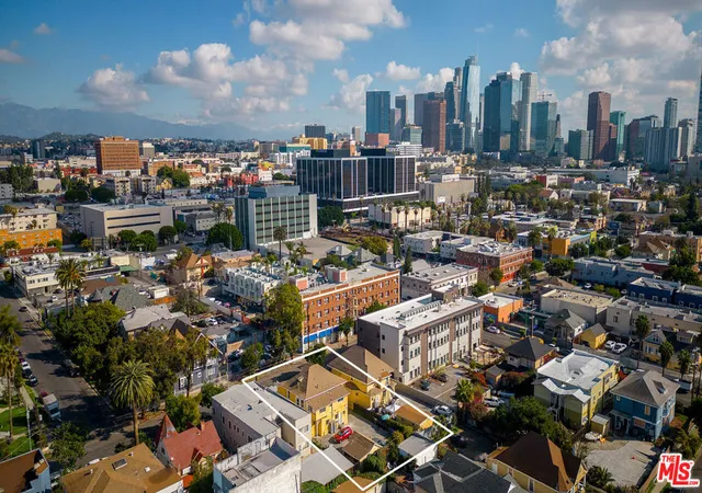 9th image of 1820 W 11th St, Los Angeles, CA 90006 | MLS# 25592023