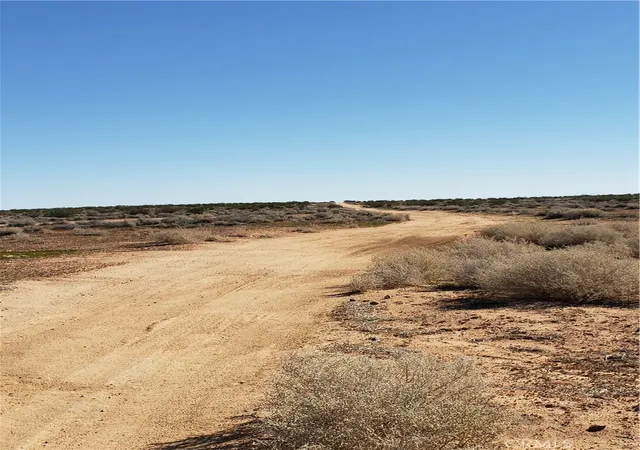 30th image of 9 Pipeland Road, Boron, CA 93516 | MLS# IG25217089