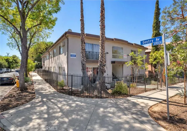 Homes for sale in North Hollywood, CA | 11936 Hart St, North Hollywood, CA 91605 | MLS# SR25217645