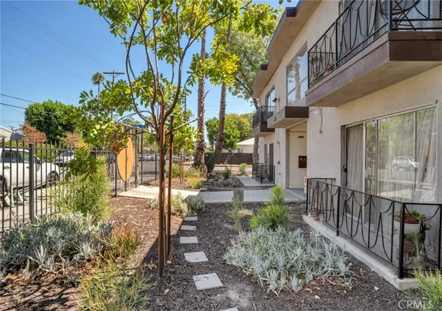 Homes for sale in North Hollywood, CA | 11936 Hart St, North Hollywood, CA 91605 | MLS# SR25217645