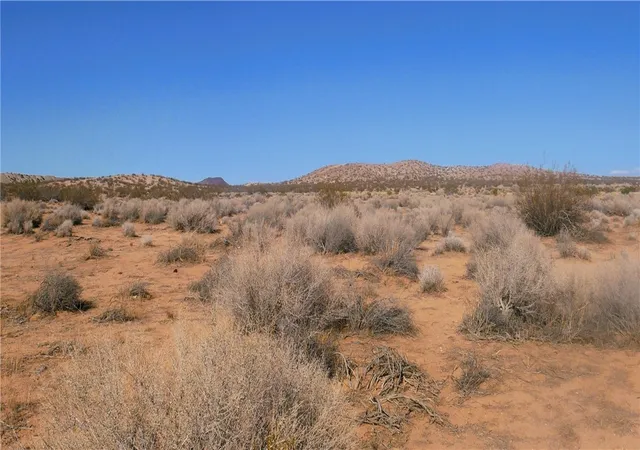 1st image of 0 Castle Rd, Boron, CA 93516 | MLS# IG25217353