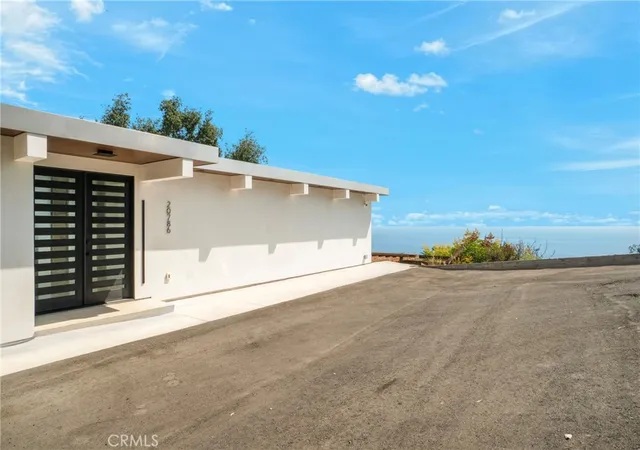 Photo 31 of Single family home for sale at 20786 Cool Oak Way, Malibu, CA 90265 | MLS# SB25217969 | Listing updated on 2026-09-29