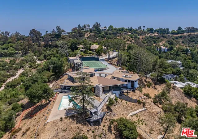 4th image of 2859 Coldwater Canyon Dr, Beverly Hills, CA 90210 | MLS# 25590647