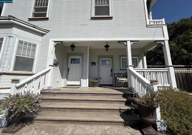 Listing Photo 4 - Condo for sale in building located at 200 Solano St, Suisun City, CA 94585
