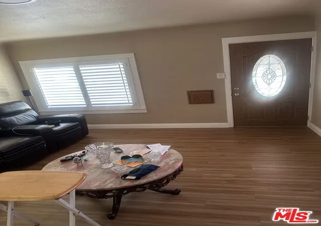 3rd image of 348 W 81St St, Los Angeles, CA 90003 | MLS# 25593295