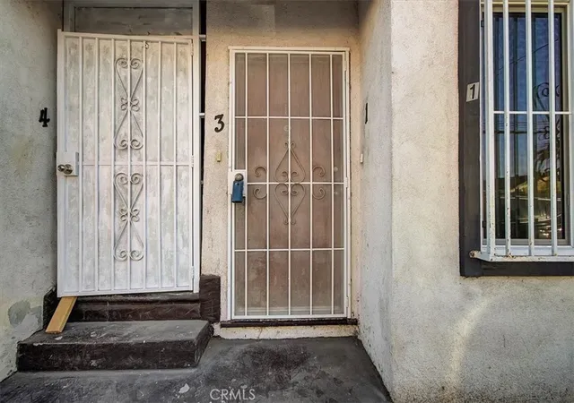 Homes for sale in Long Beach, CA | 2122 E 10Th St, Long Beach, CA 90804 | MLS# PF25218738
