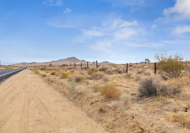 10th image of 0 Seirra Hwy, Rosamond, CA 93560 | MLS# SR25218720