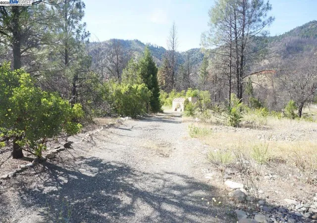 Photo 3 of Land for sale at 101 River Acres, Junction City, CA 96048 | MLS# 41111754 | Listing updated on 2026-05-09