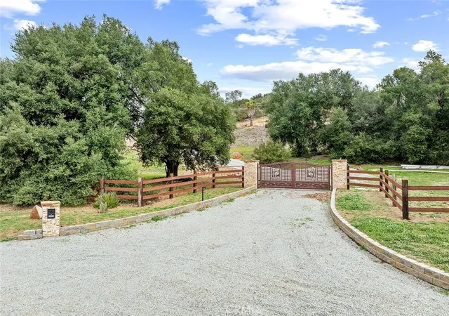 Photo 3 of Land for sale at 39948 Avenida La Cresta, Murrieta, CA 92562 | MLS# SW25219033 | Listing updated on 2026-09-10