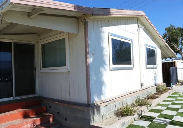 Homes for sale in Thousand Palms, CA | 32950 Westchester Dr, Thousand Palms, CA 92276 | MLS# IG25219010