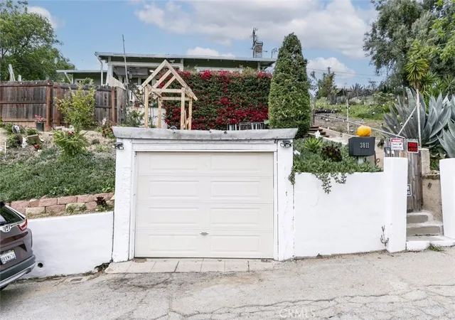 40th image of 3811 Manitou Ave, Los Angeles, CA 90031 | MLS# SR25219305