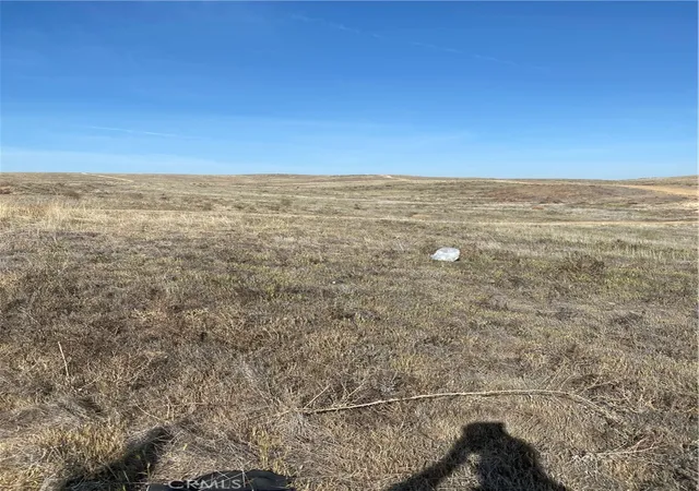 4th image of 9800 Kern Canyon Rd, Bakersfield, CA 93306 | MLS# FR25219881