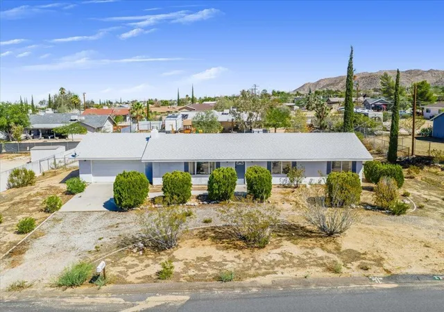 Homes for sale in Yucca Valley, CA | 7475 Alaba Ave Ave, Yucca Valley, CA 92284 | MLS# 219135513DA