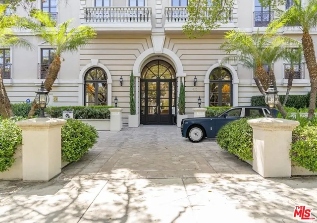 Homes for sale in Beverly Hills, CA | 425 N Maple Dr #PH 602, Beverly Hills, CA 90210 | MLS# 25573601