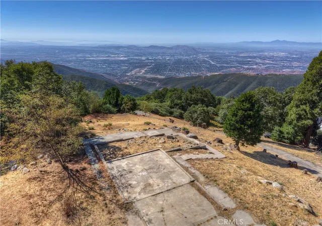 2nd image of 1180 Saturn Way, Crestline, CA 92325 | MLS# IG25220451
