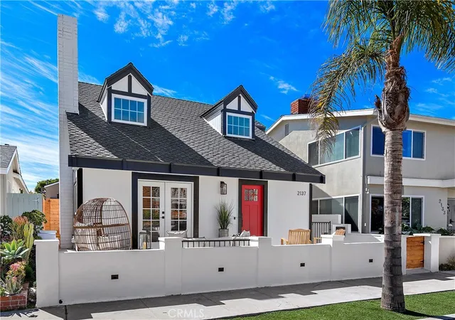 Homes for sale in Newport Beach, CA | 2137 Miramar, Newport Beach, CA 92661 | MLS# PW25221206