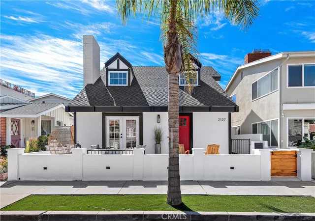 4th image of 2137 Miramar, Newport Beach, CA 92661 | MLS# PW25221206