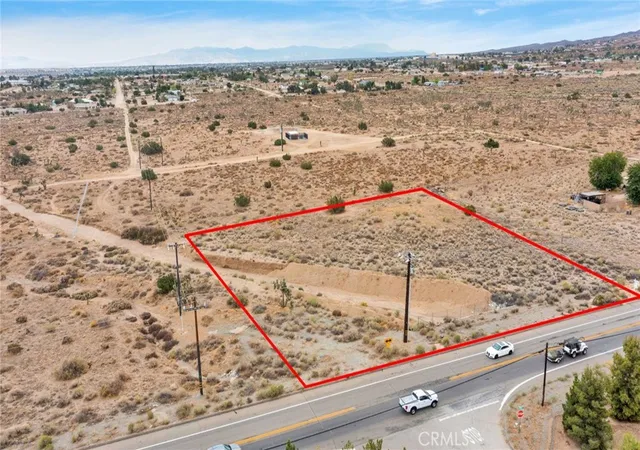 1st image of 9679 Beekley Rd, Phelan, CA 92371 | MLS# HD25221548