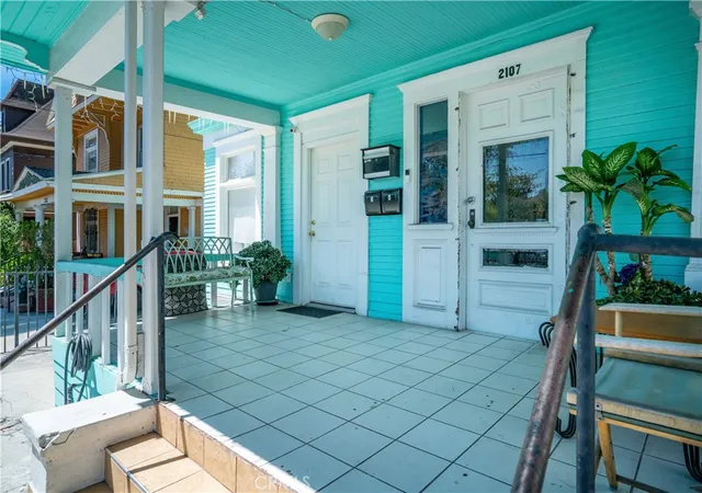 17th image of 2107 S Union Avenue, Los Angeles, CA 90007 | MLS# SB25196671