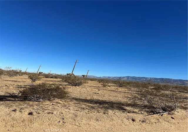 Photo 2 of Land for sale at 13 Canyon View Rd, Apple Valley, CA 92308 | MLS# HD25221655 | Listing updated on 2026-09-30