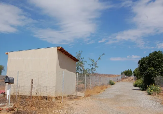 36th image of 14350 Blackburn Rd, Lake Mathews, CA 92503 | MLS# IV25221212