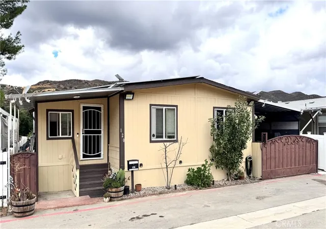Photo 1 of Manufactured home for sale at 36200 Paradise Ranch Rd #120, Castaic, CA 91384 | MLS# SR25222963 | Listing updated on 2026-09-19