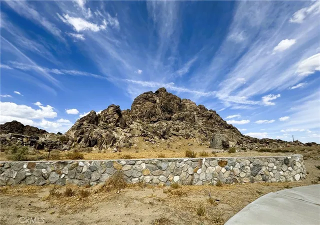 Homes for sale in Lucerne Valley, CA | 30588 Ca 18, Lucerne Valley, CA 92356 | MLS# HD25218645