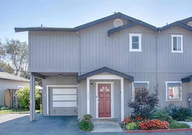 Photo 1 of Townhouse for sale at 1632 Killdeer Pl, Santa Cruz, CA 95062 | MLS# ML82020214 | Listing updated on 2025-10-13