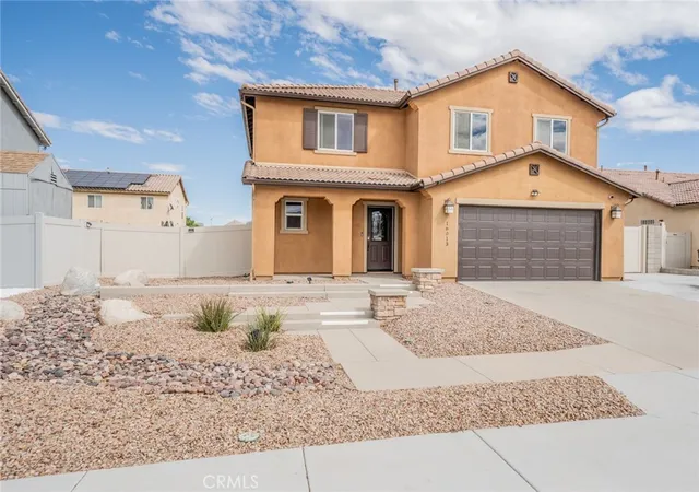 Photo 3 of Single family home for sale at 16013 Papago Pl, Victorville, CA 92394 | MLS# DW25223269 | Listing updated on 2026-09-03