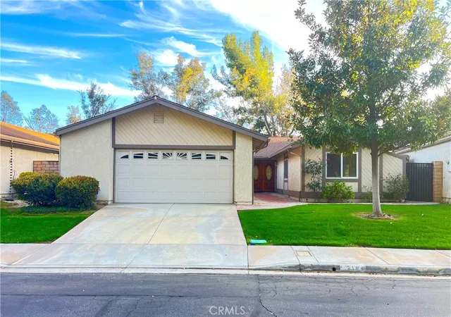 Homes for sale in Riverside, CA | 718 Via La Paloma, Riverside, CA 92507 | MLS# OC25221619