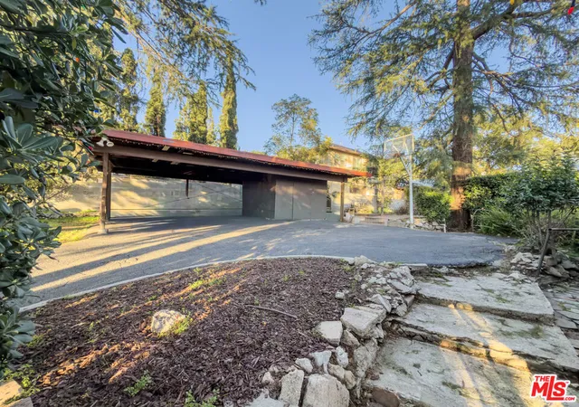 Homes for sale in Altadena, CA | 2186 Mar Vista Ave, Altadena, CA 91001 | MLS# 25594685