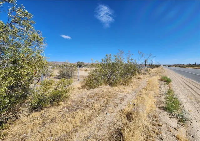 Photo 3 of Land for sale at 1901 Old Woman Springs Rd, Yucca Valley, CA 92284 | MLS# HD25223462 | Listing updated on 2026-03-31